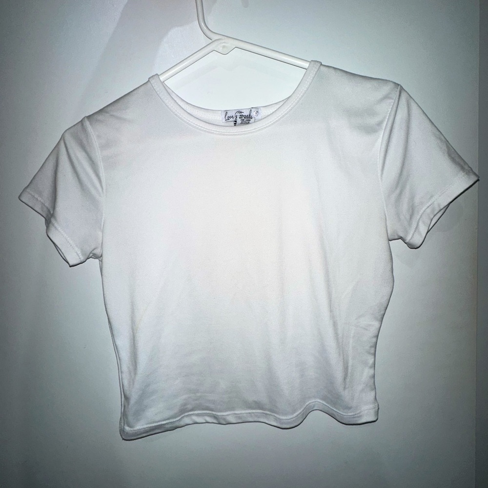 White crop top tee